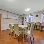 Oyo 24 Sussex, London Paddington